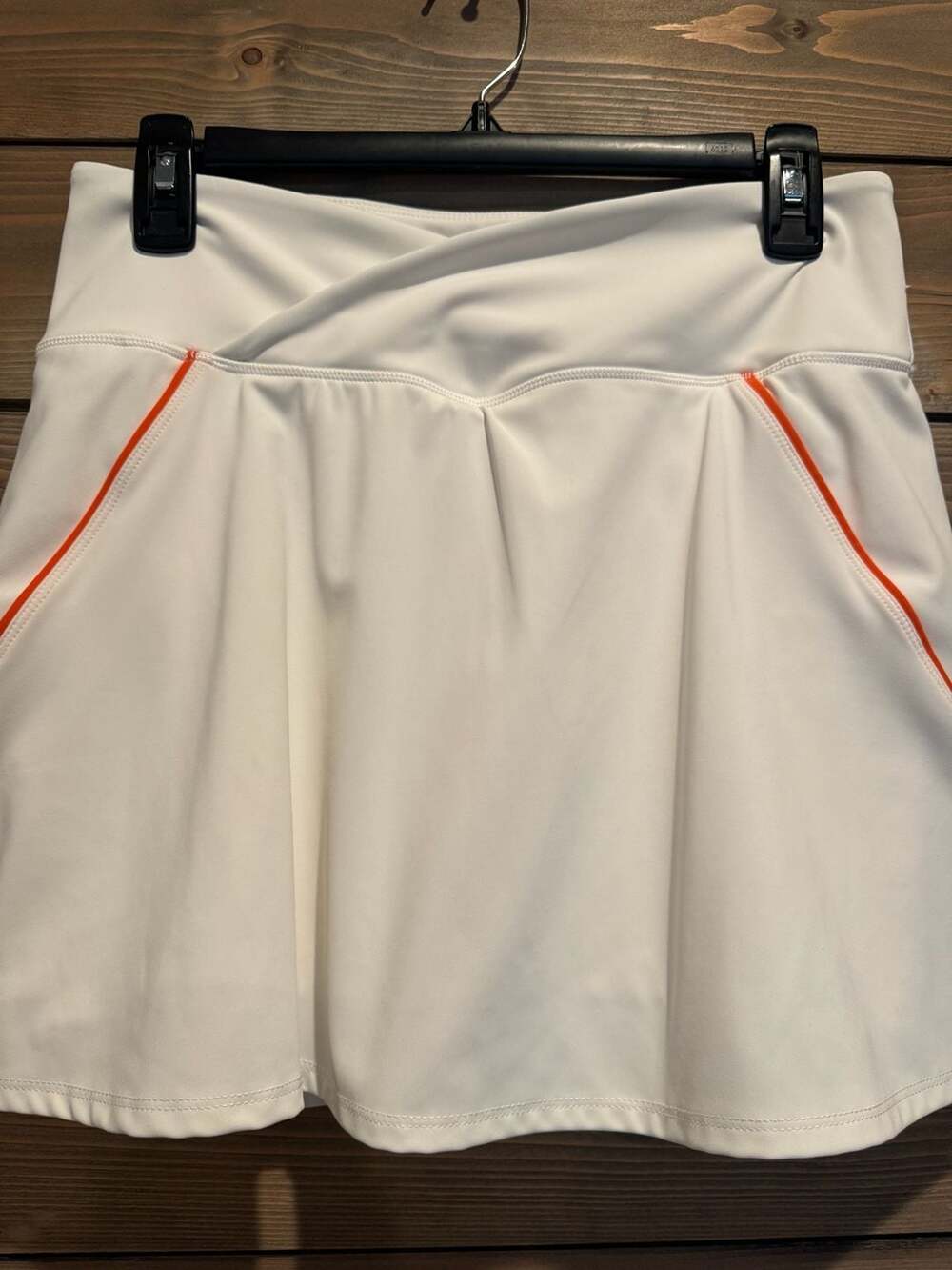Sincerely Jules White Athletic Skort with Orange Trim Large - Picture 3 of 13